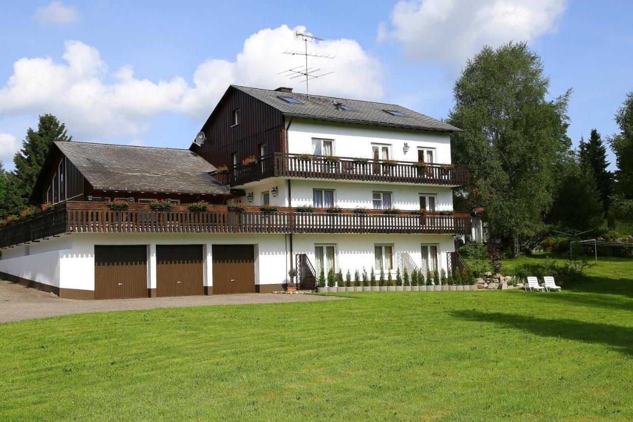 Landhotel Garni Schweizerhaus Schönwalde Dış mekan fotoğraf
