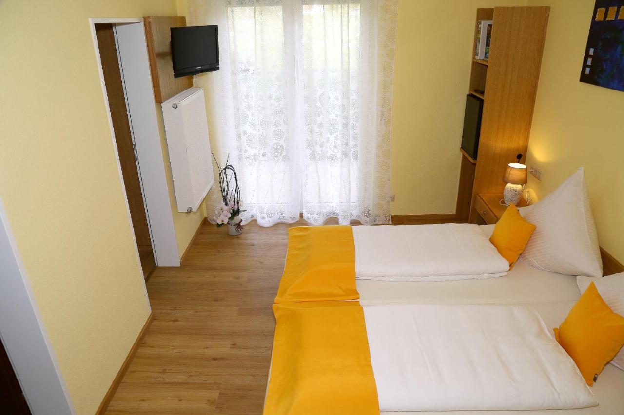 Landhotel Garni Schweizerhaus Schönwalde Dış mekan fotoğraf