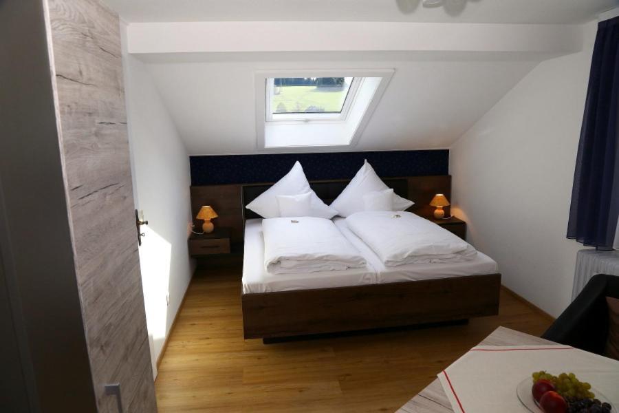 Landhotel Garni Schweizerhaus Schönwalde Dış mekan fotoğraf